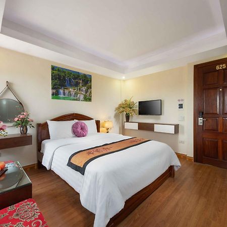 Viet Village Airport Hotel & Restaurants 하노이 외부 사진