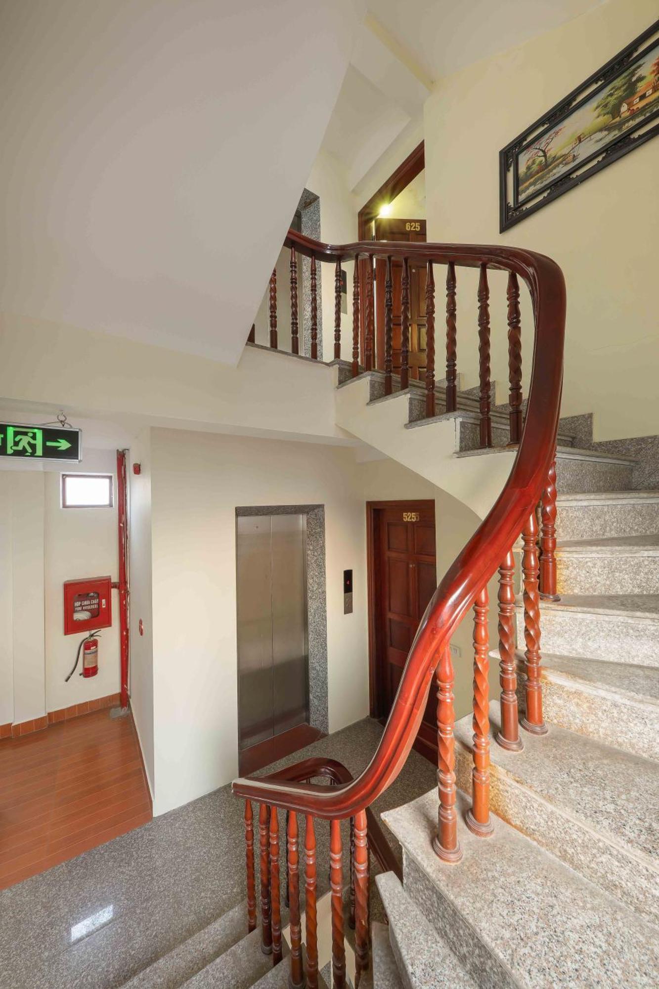 Viet Village Airport Hotel & Restaurants 하노이 외부 사진