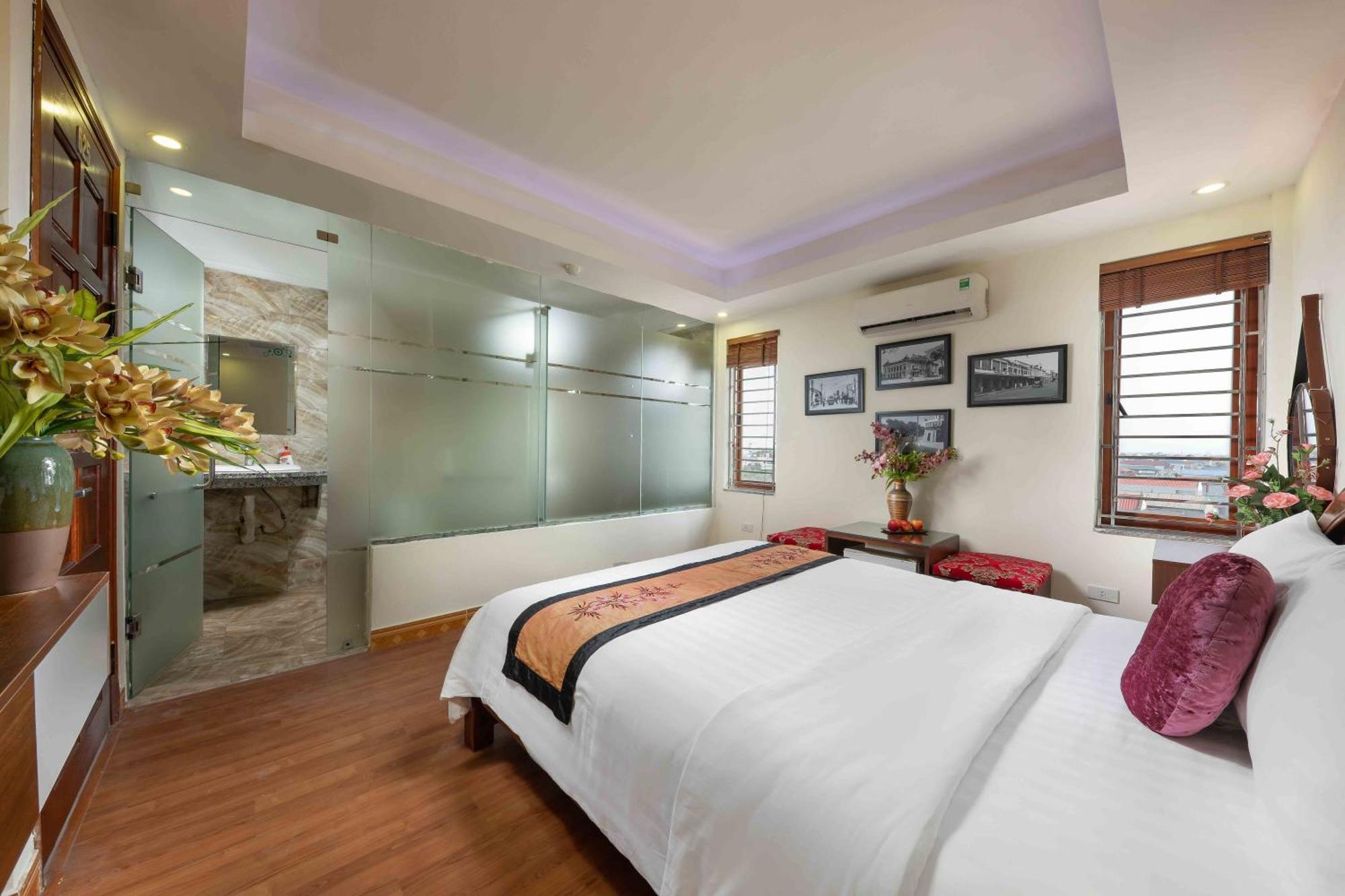 Viet Village Airport Hotel & Restaurants 하노이 외부 사진